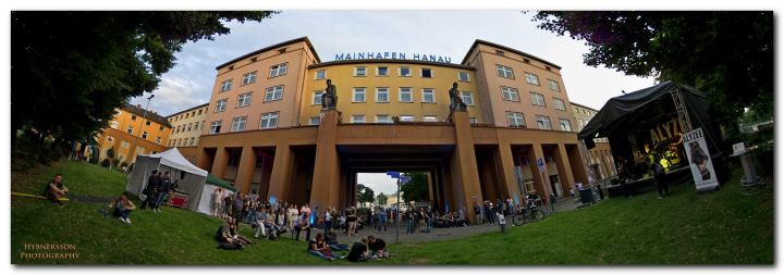 13576847_877088975731133_2797894810260612898_o